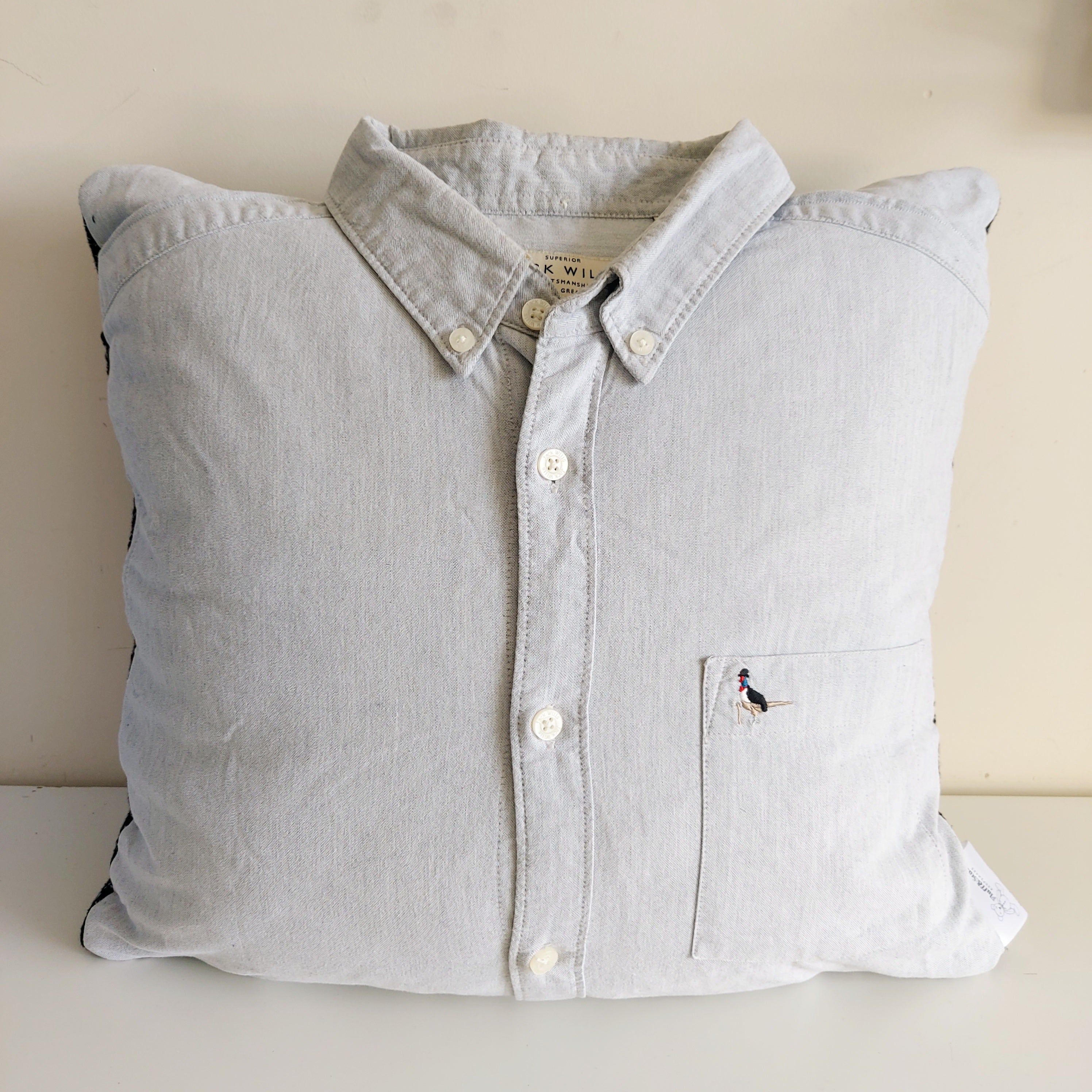 Memory Cushion with Neckline