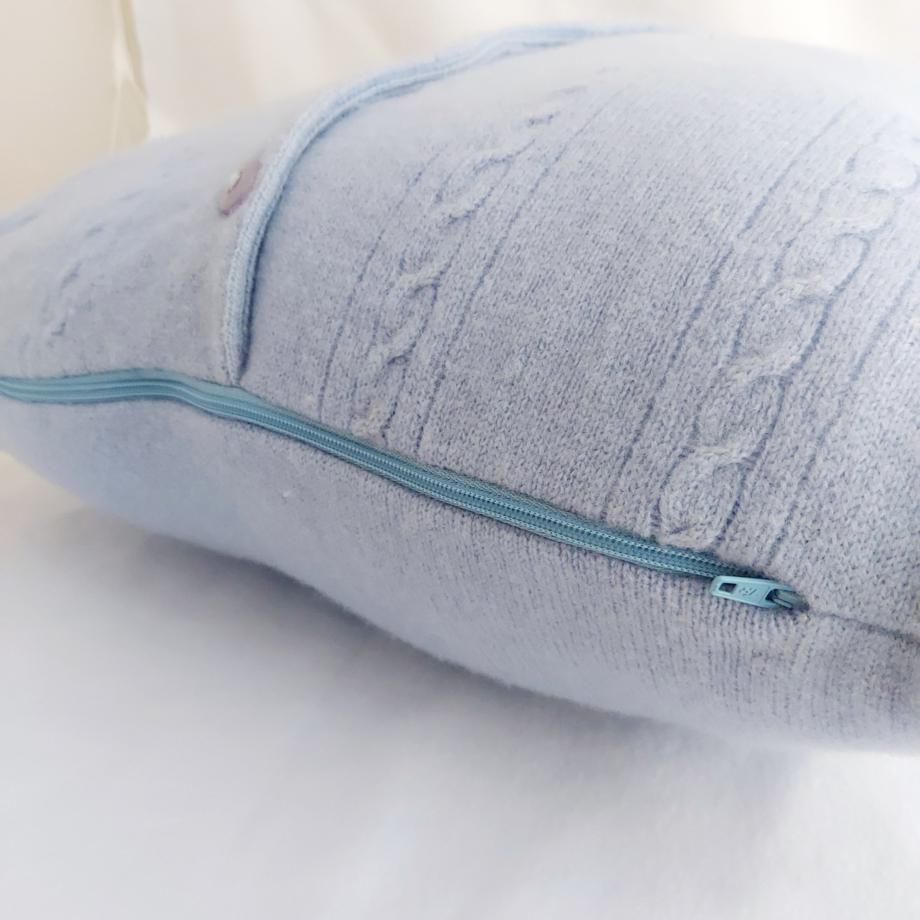 Memory Cushion with Neckline